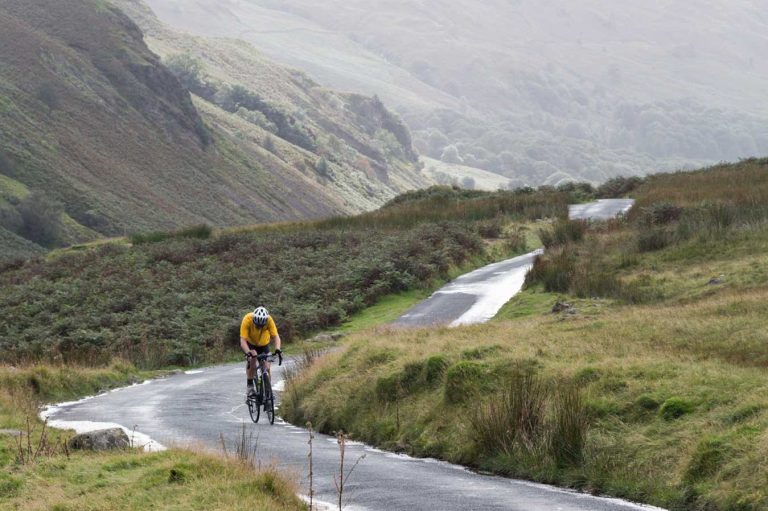 Read more about the article Cyclist rehabs from an injury by doing kettlebell swings