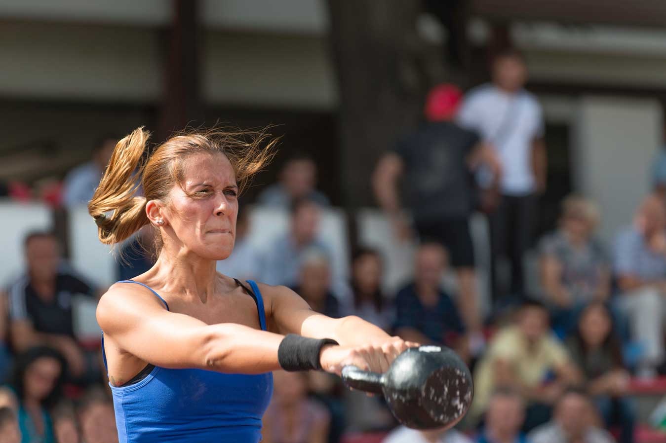 Read more about the article Kettlebell Competition Unites Junior, Men, and Women Lifters