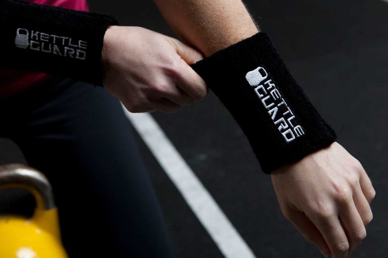 Read more about the article Kettlebell Forearm Guards Protect Your Wrists From Bruising