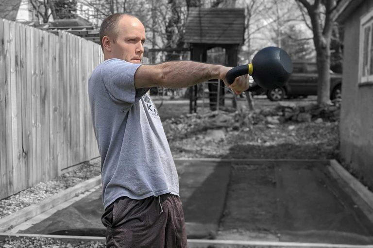 Read more about the article Lockdown Fitness Challenge – 100 Kettlebell Swings a Day