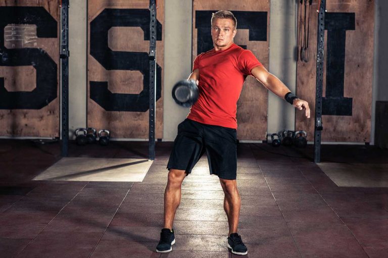 Read more about the article MMA Kettlebell Workout Uses Just 3 Variations of the Swing