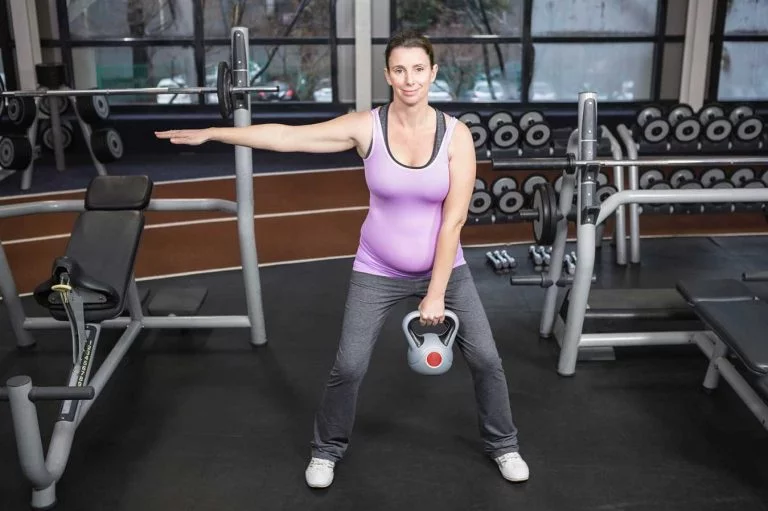 Read more about the article Staying fit and healthy during pregancy with kettlebell exercises