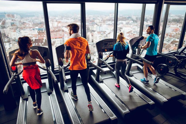 Read more about the article 10 Important Health Benefits of Using a Treadmill