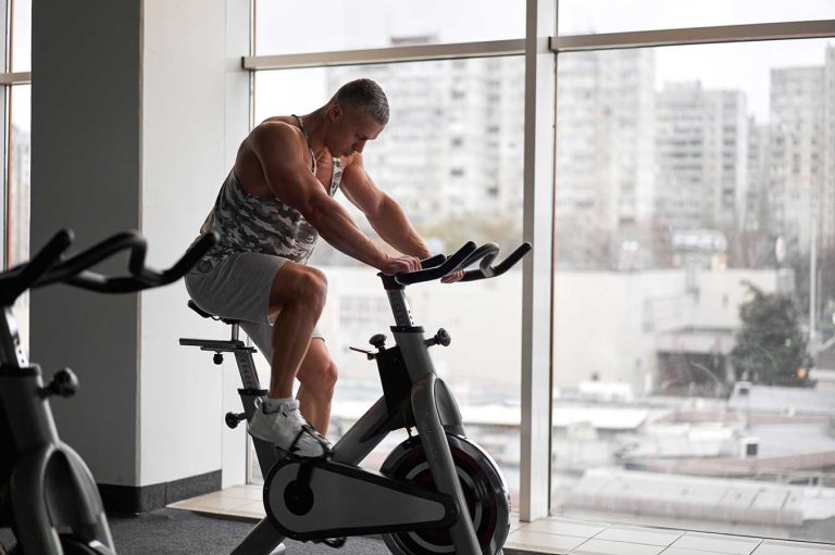Read more about the article Different Types of Cardio Machines: Explained